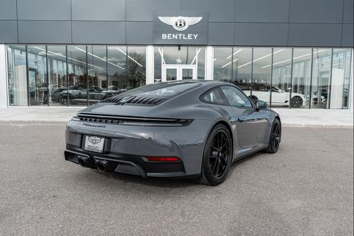 2026 Porsche 911 Carrera GTS