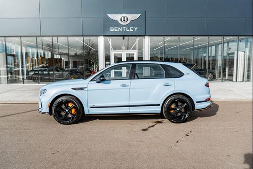 2025 Bentley Bentayga S Black Edition