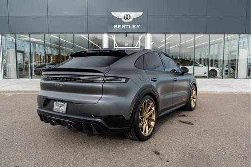 2024 Porsche Cayenne Turbo GT