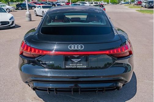 2022 Audi e-tron GT Premium Plus