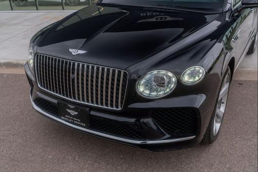 2023 Bentley Bentayga