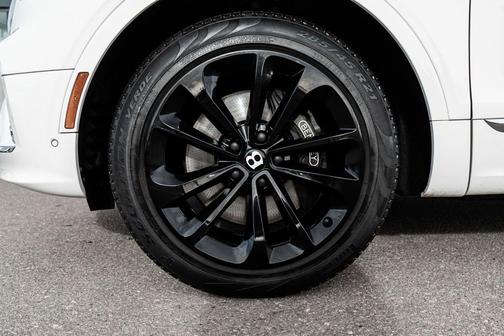 2022 Bentley Bentayga V8