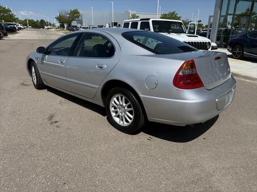 2003 Chrysler 300M Base