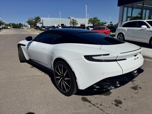 2021 Aston Martin DB11 Base