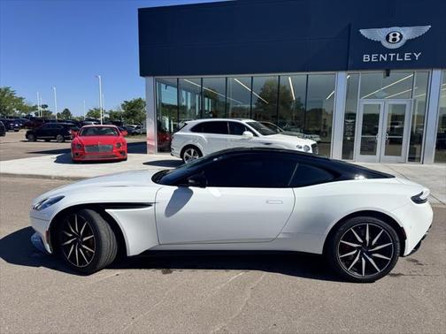 2021 Aston Martin DB11 Base