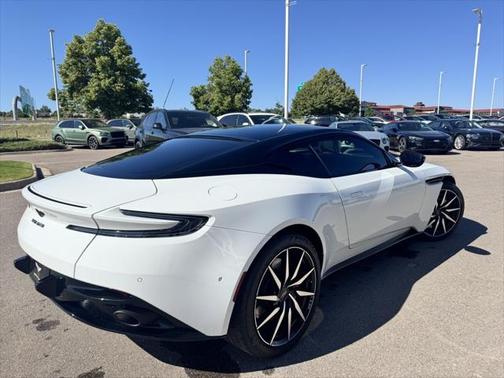 2021 Aston Martin DB11 Base