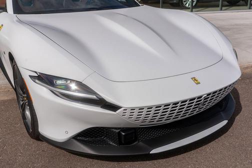 2024 Ferrari Roma Base