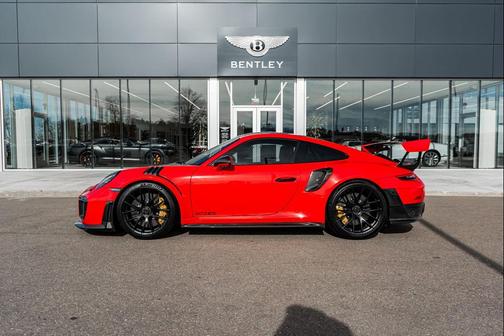 2018 Porsche 911 GT2 RS