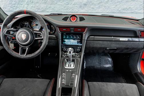 2018 Porsche 911 GT2 RS