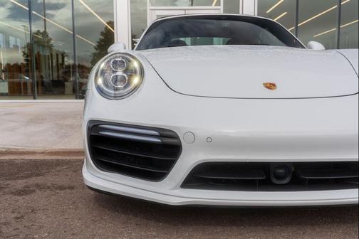2019 Porsche 911 Turbo S