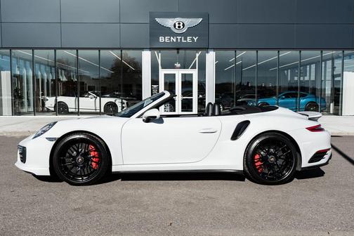 2019 Porsche 911 Turbo S