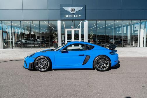 2023 Porsche 718 Cayman GT4 RS