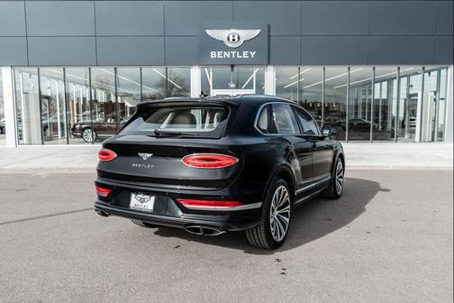 2022 Bentley Bentayga V8