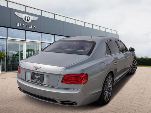 2018 Bentley Flying Spur V8