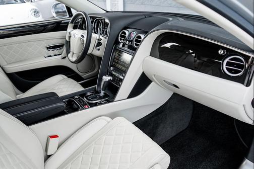 2018 Bentley Flying Spur V8