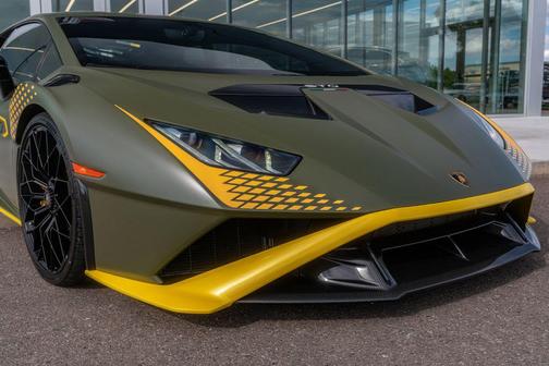 2023 Lamborghini Huracan STO Coupe