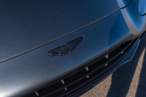 2023 Aston Martin DBX 707