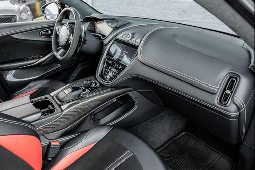 2023 Aston Martin DBX 707