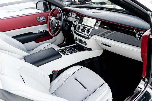 2017 Rolls-Royce Dawn 