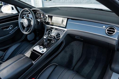 2022 Bentley Continental GT V8