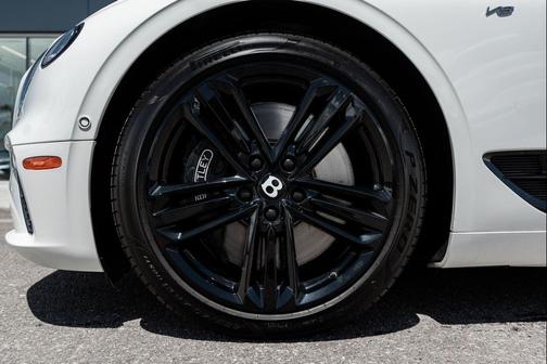 Glacier White 2022 Bentley Continental GT V8