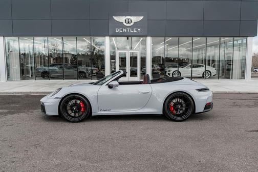 2025 Porsche 911 Carrera GTS