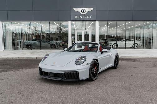 2025 Porsche 911 Carrera GTS