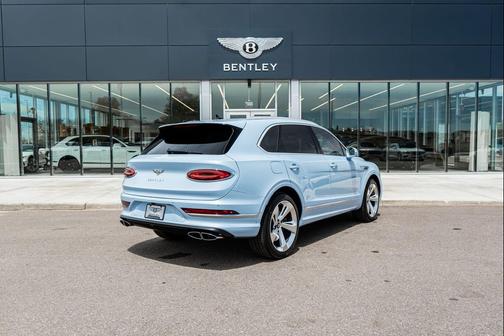 Jetstream 2026 Bentley Bentayga V8