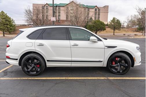 2021 Bentley Bentayga V8