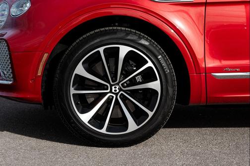2024 Bentley Bentayga Azure