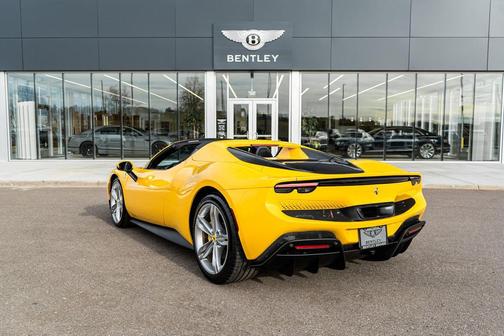 2024 Ferrari 296 GTS 