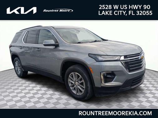 Sterling Gray Metallic 2023 Chevrolet Traverse LT Cloth