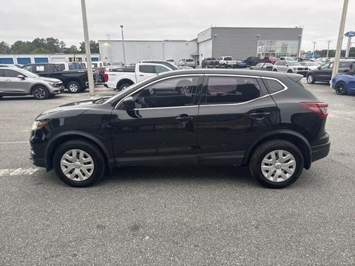 2020 Nissan Rogue Sport S