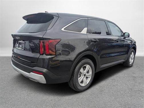 2025 Kia Sorento LX
