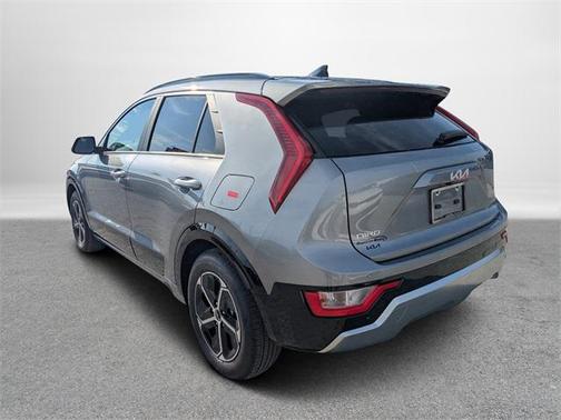 2025 Kia Niro SX