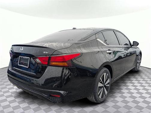 2021 Nissan Altima 2.5 SV