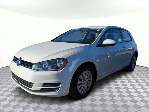 2015 Volkswagen Golf Launch Edition 2-Door