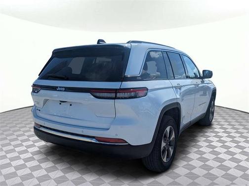 2023 Jeep Grand Cherokee 4xe Base
