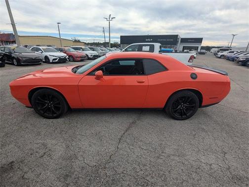 2018 Dodge Challenger SXT
