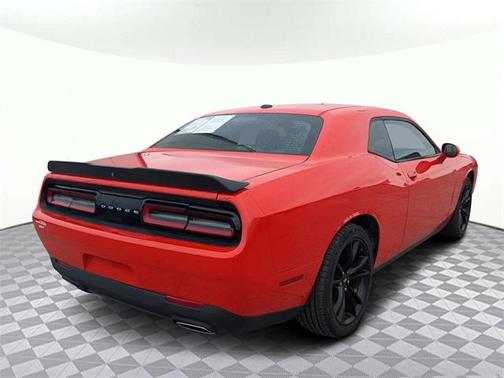 2018 Dodge Challenger SXT