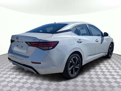 Aspen White Tricoat 2024 Nissan Sentra SV