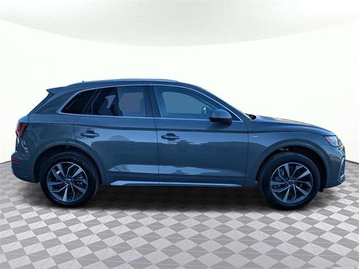 2024 Audi Q5 45 S line Premium Plus