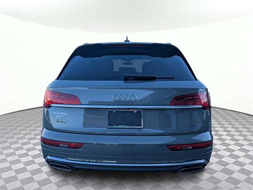 2024 Audi Q5 45 S line Premium Plus