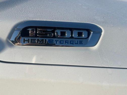 Bright White Clearcoat 2024 RAM 1500 Laramie