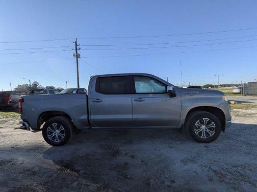Sterling Gray Metallic 2025 Chevrolet Silverado 1500 LT