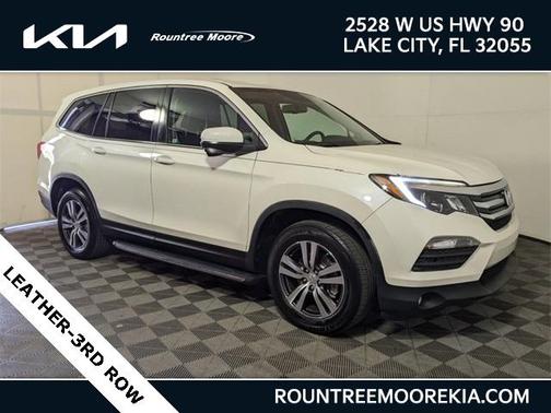 Photo 1 of 31 of 2018 Honda Pilot EX-L