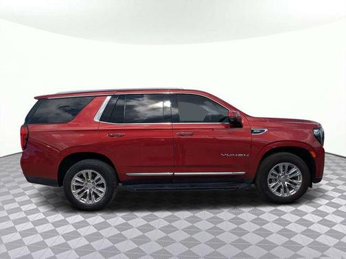 Cayenne Red Tintcoat 2022 GMC Yukon SLT