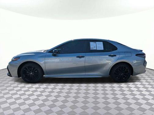 Celestial Silver Metallic 2021 Toyota Camry SE