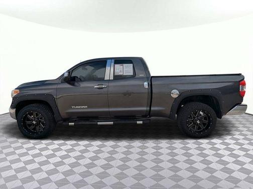 2017 Toyota Tundra SR5