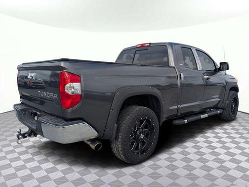 2017 Toyota Tundra SR5